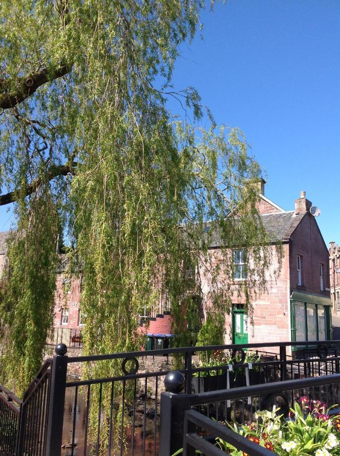 Caliburn Vila Alyth Exterior foto