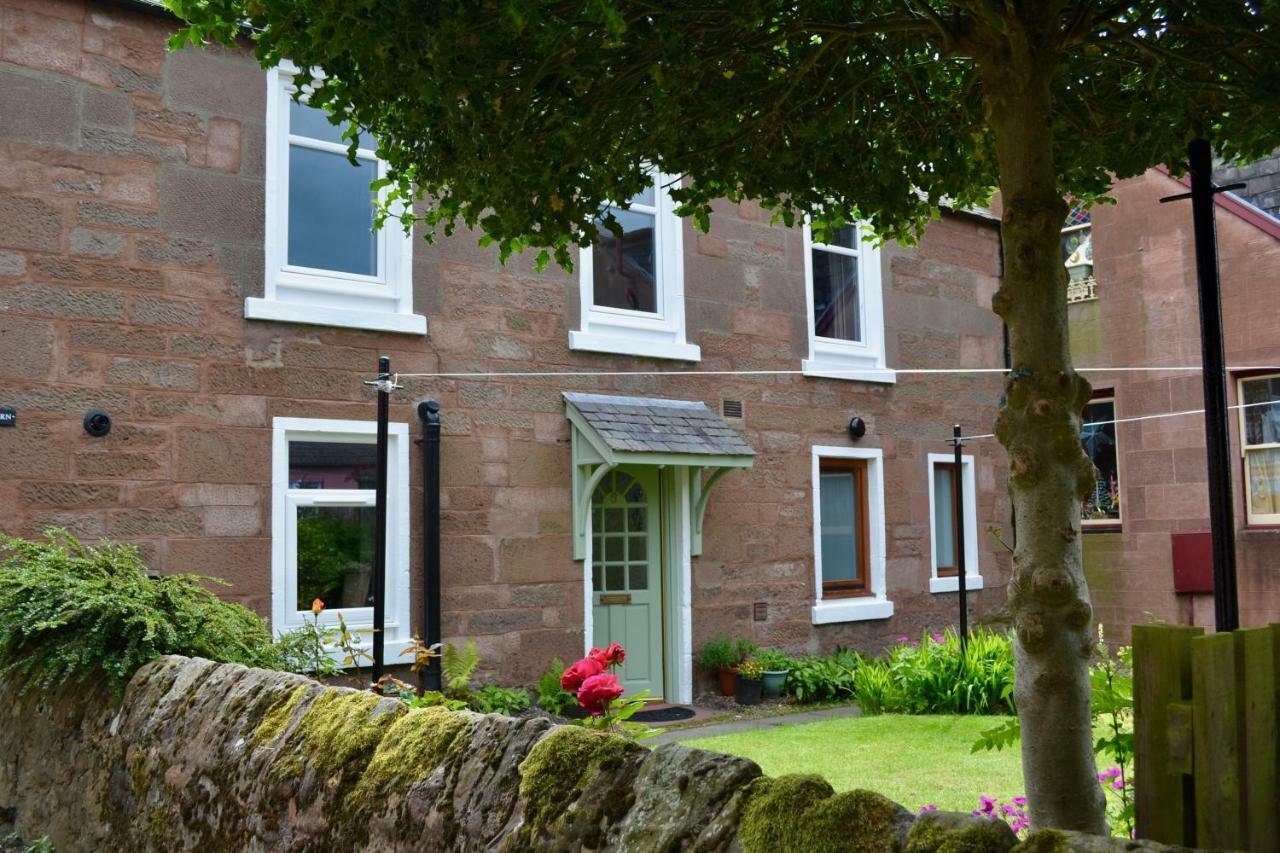 Caliburn Vila Alyth Exterior foto